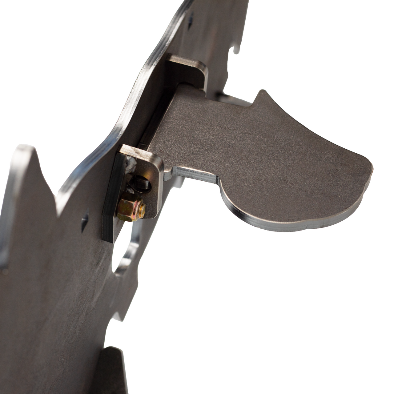 AR500 Front Facing Coyote Target with Reactive Vital Paddle